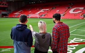 美记：科尔不喜欢库明加的打球方式，他们互相看不顺眼